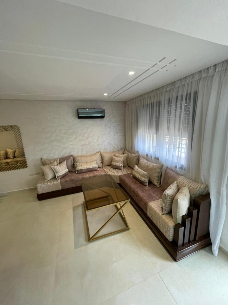Confortable Centre Avec Piscine *