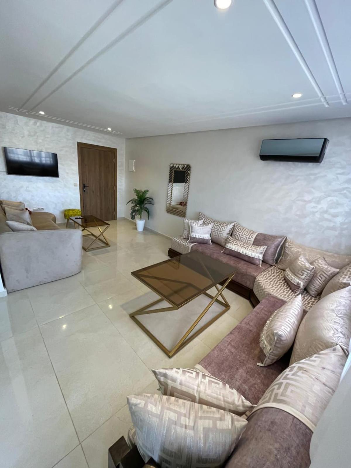 Confortable Centre Avec Piscine *